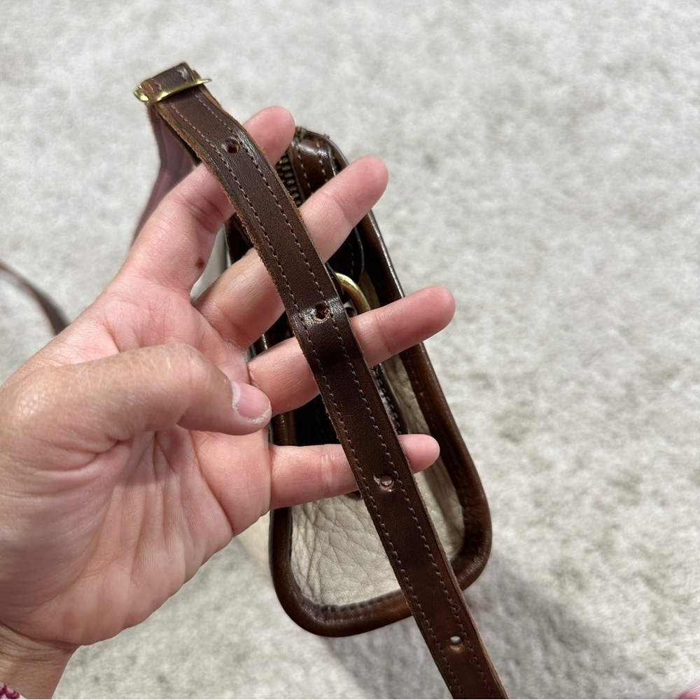 Dooney & Bourke Vintage Ivory Brown Leather Crossbody Bag Classic Zip Top - Picture 10 of 16